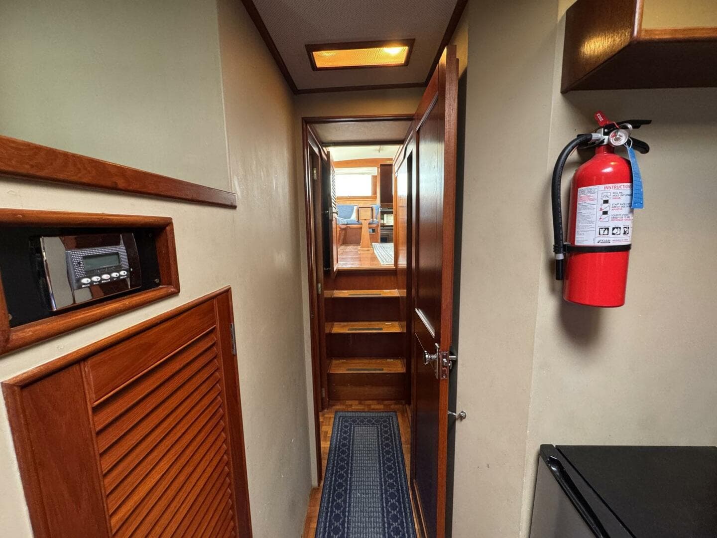 1989 Grand Banks 42 — photo 62