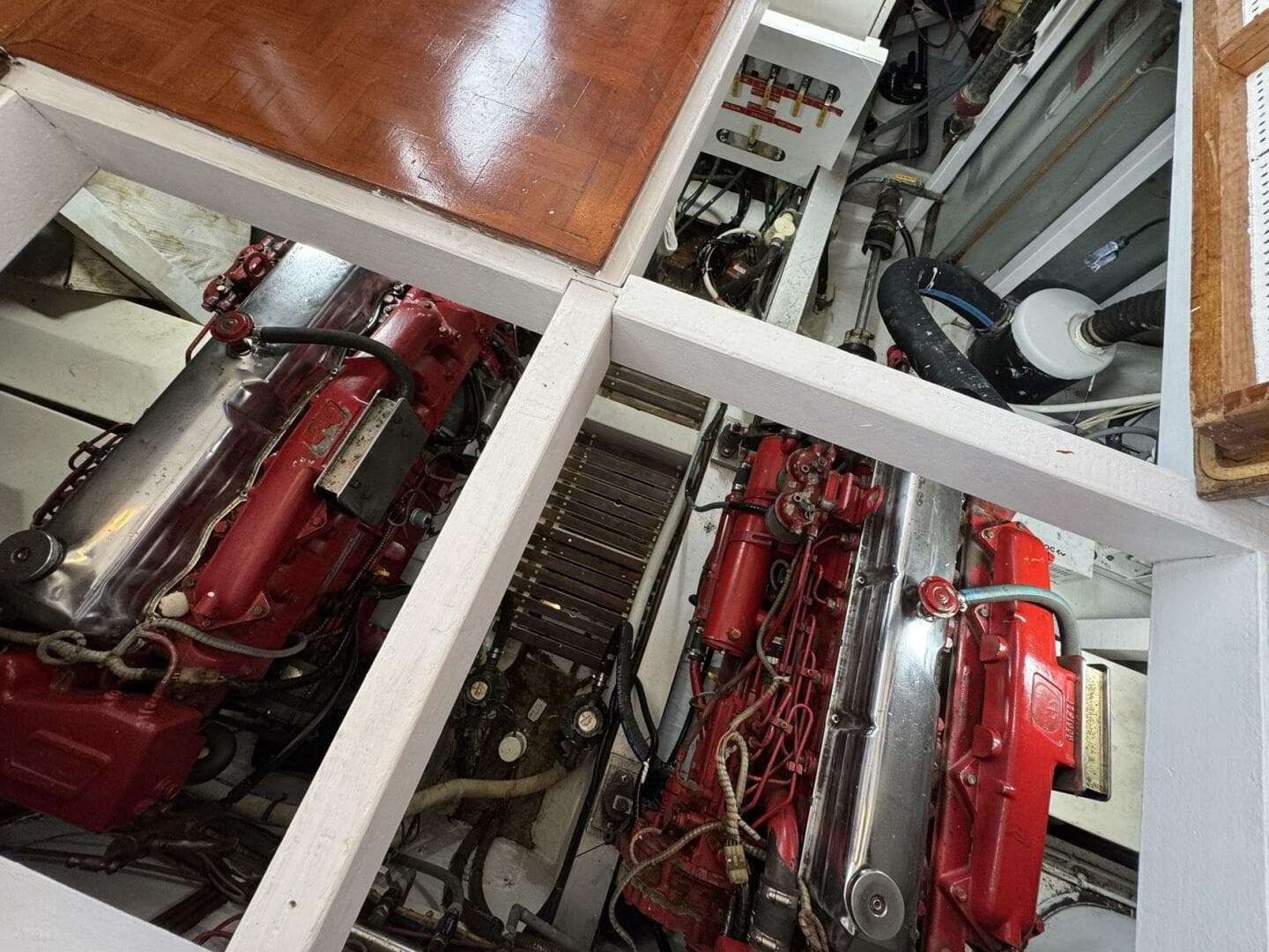 1989 Grand Banks 42 — photo 80