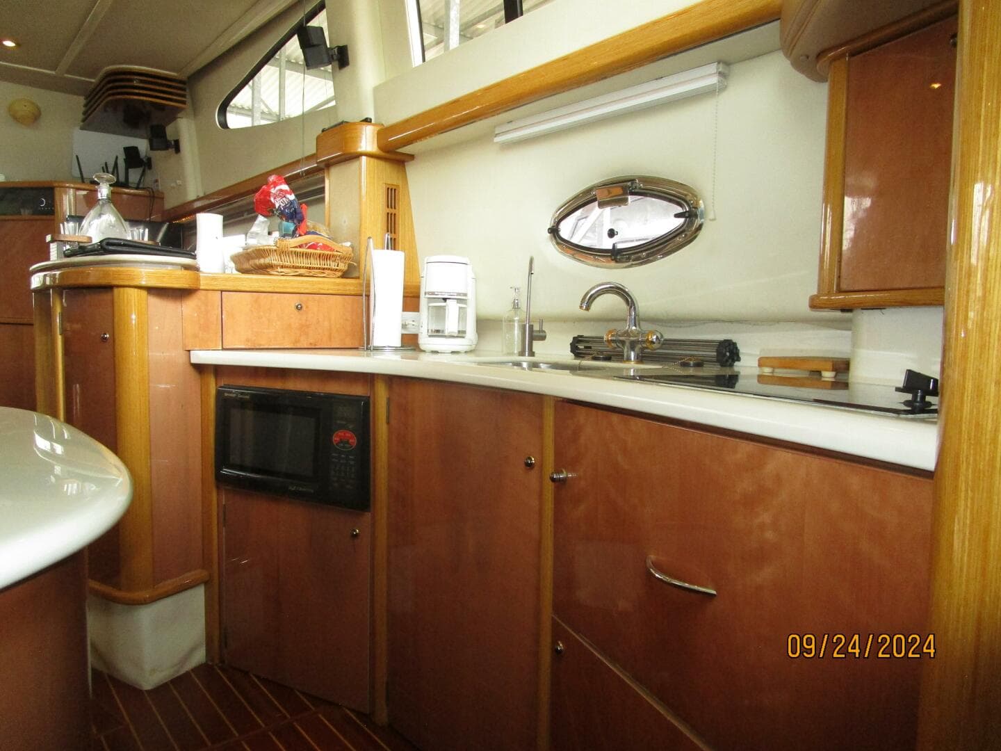 2002 Sealine T47 — photo 54