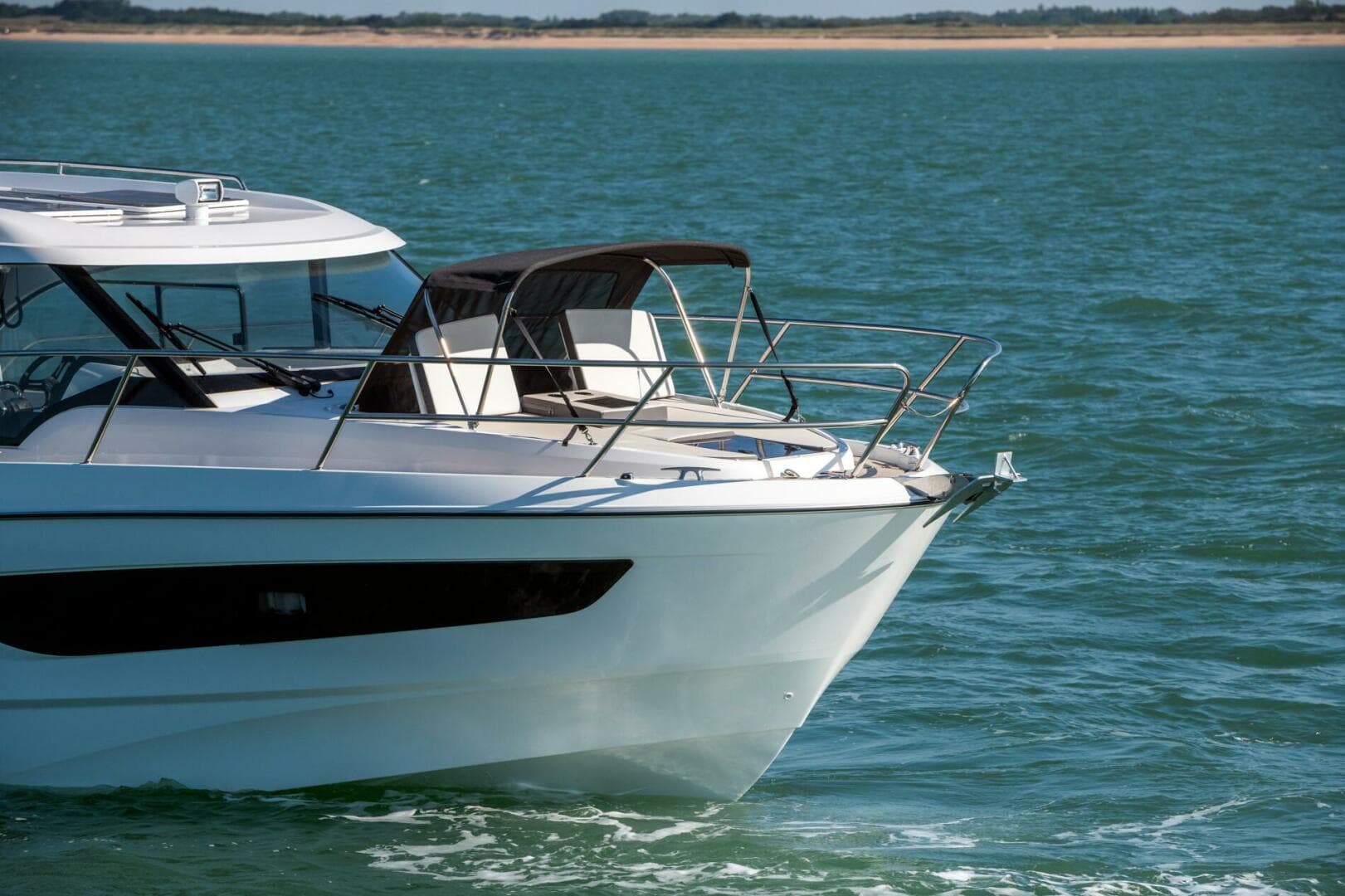 2026 Beneteau Antares 11 — photo 11
