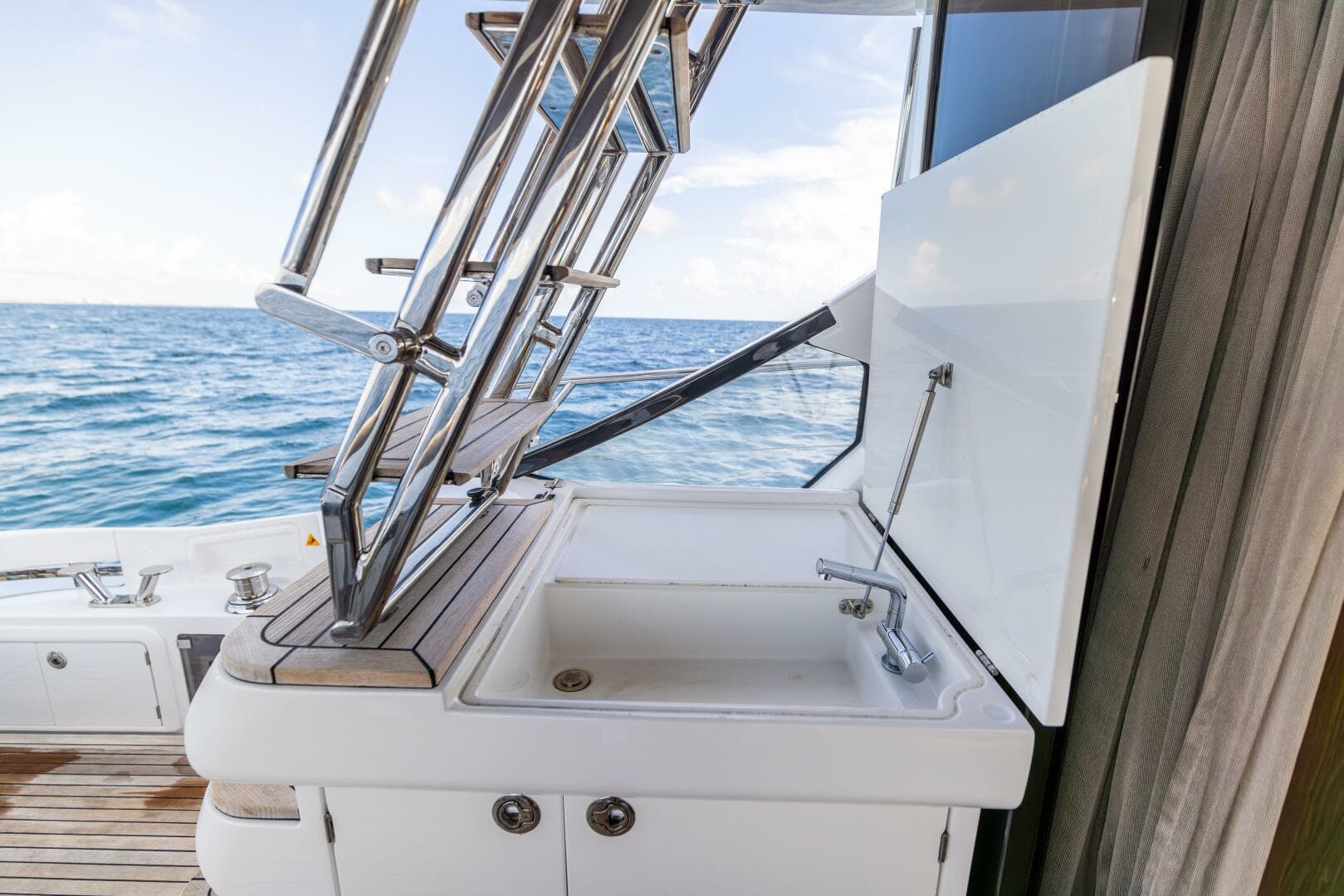 2021 Azimut S6 Sport Fly — photo 28