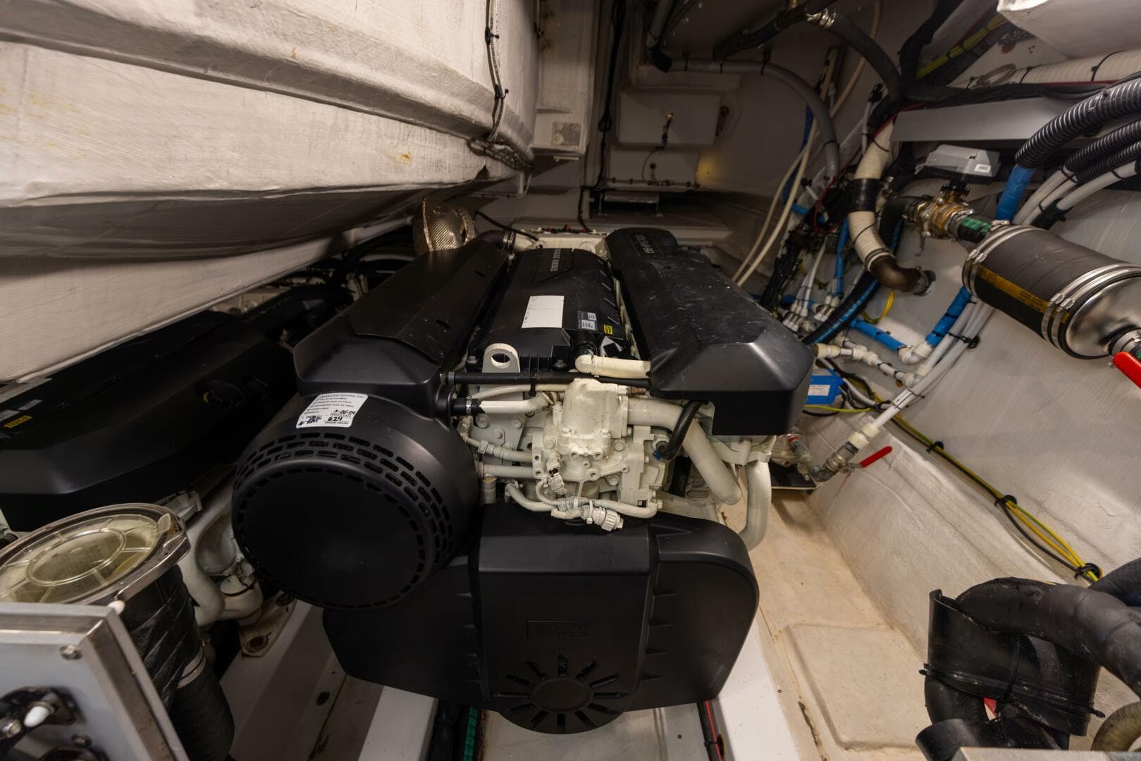 2021 Azimut S6 Sport Fly — photo 45