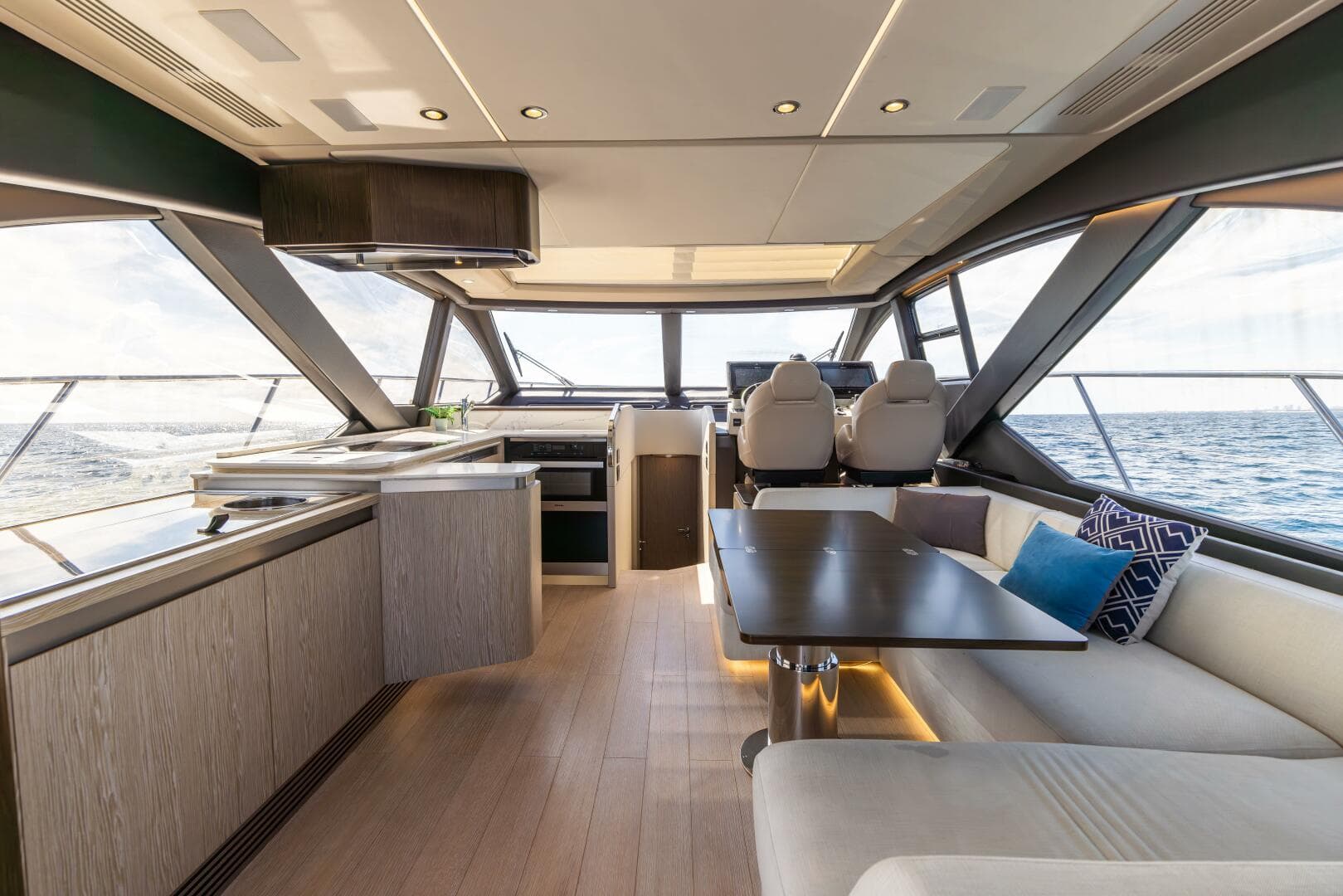 2021 Azimut S6 Sport Fly — photo 2