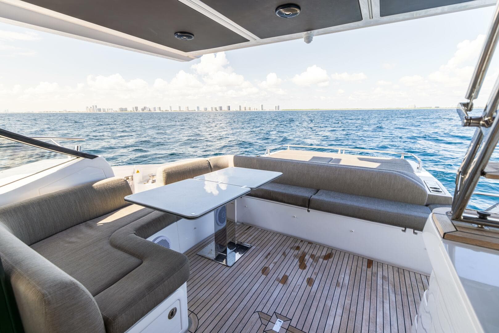 2021 Azimut S6 Sport Fly — photo 25