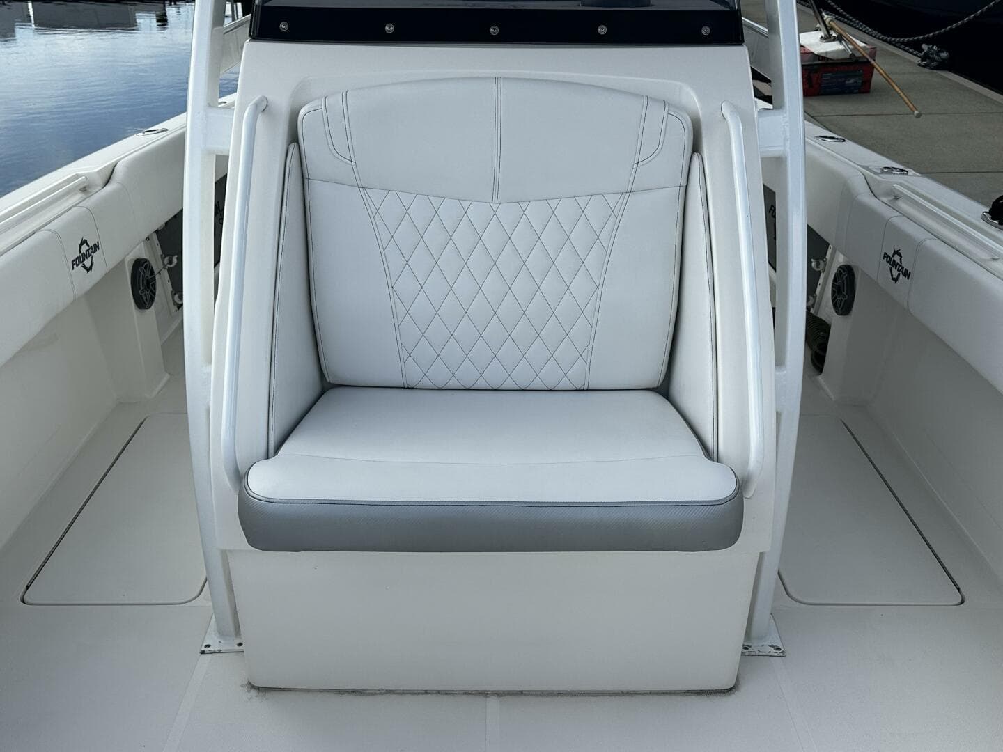 2020 Fountain 34 CC — photo 8