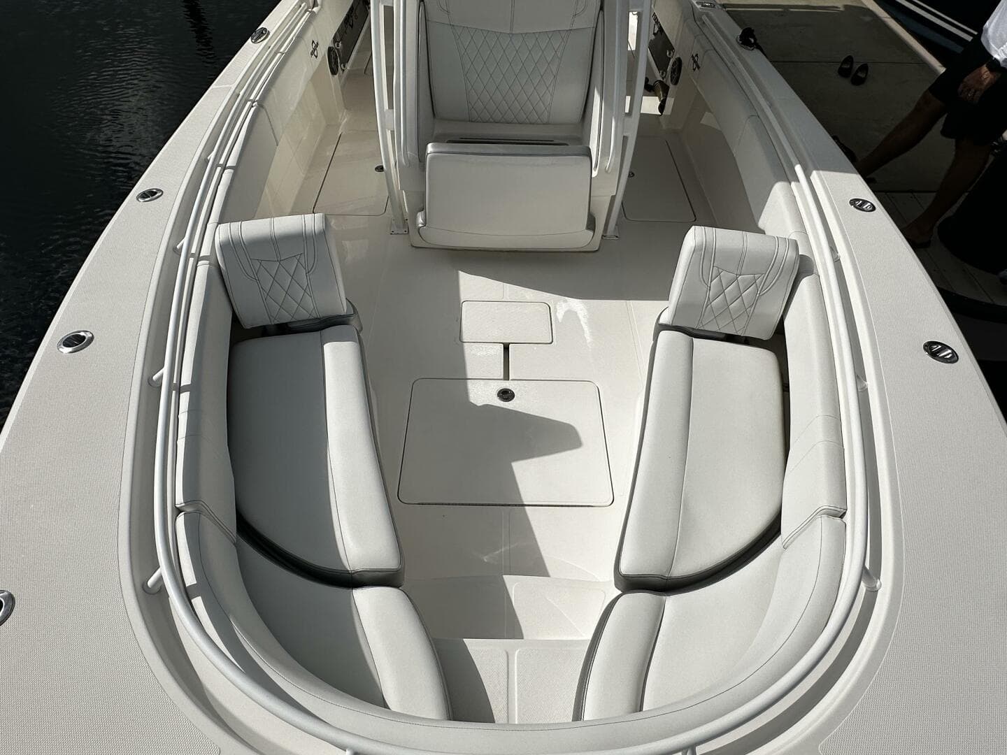 2020 Fountain 34 CC — photo 6