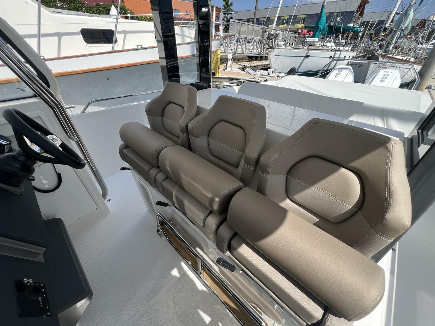 2024 Nimbus T11 — photo 16