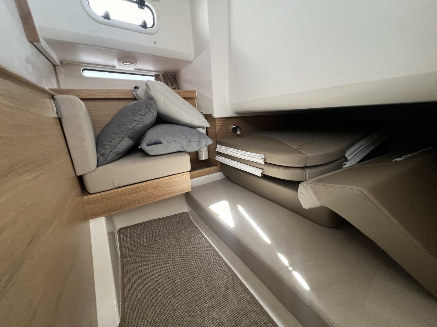 2024 Nimbus T11 — photo 20