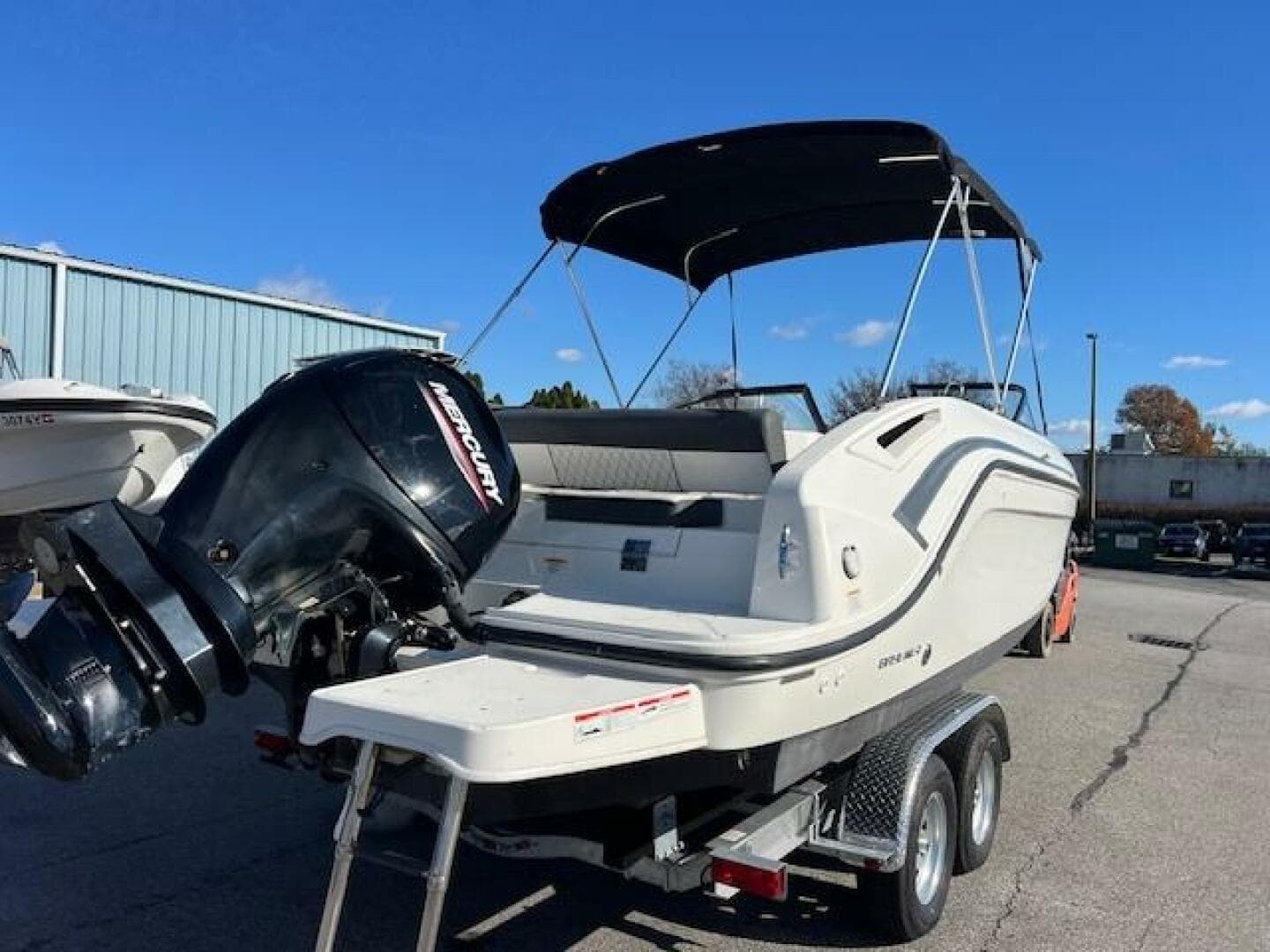 2021 Bayliner DX 2200 — photo 15