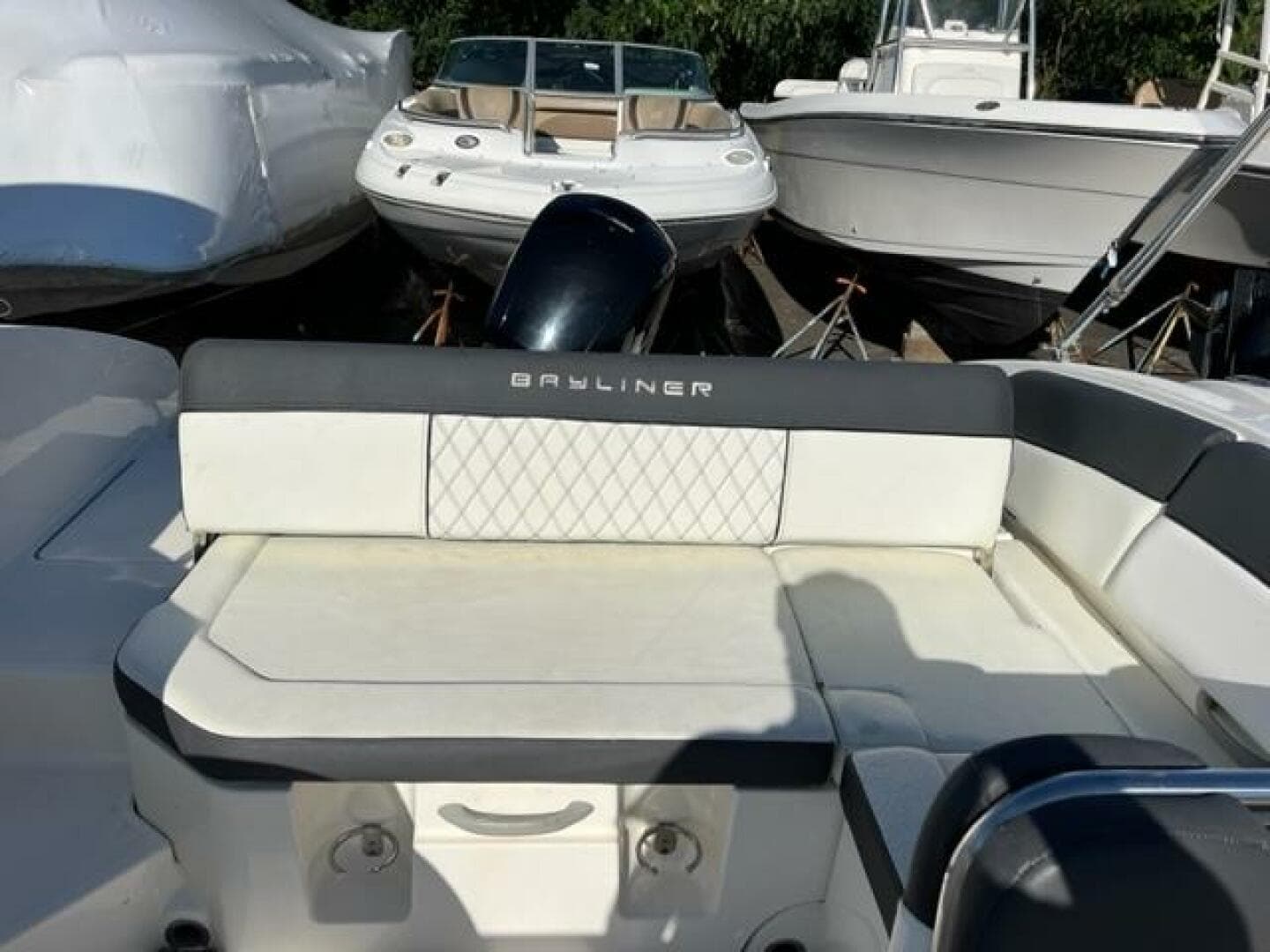 2021 Bayliner DX 2200 — photo 9