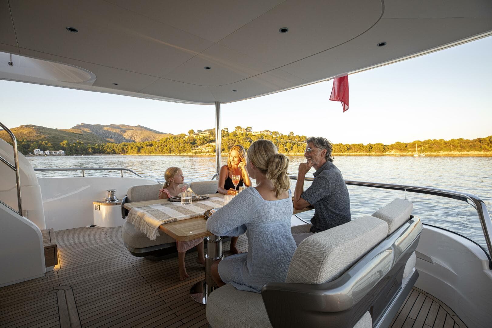 2026 Princess Y80 — photo 6