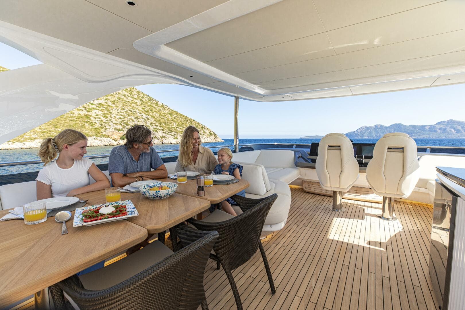 2026 Princess Y80 — photo 2