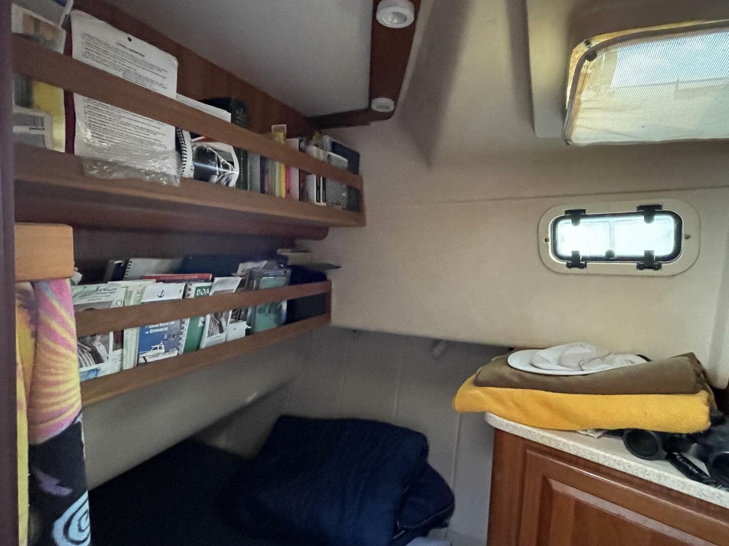 1999 Mainship — photo 17