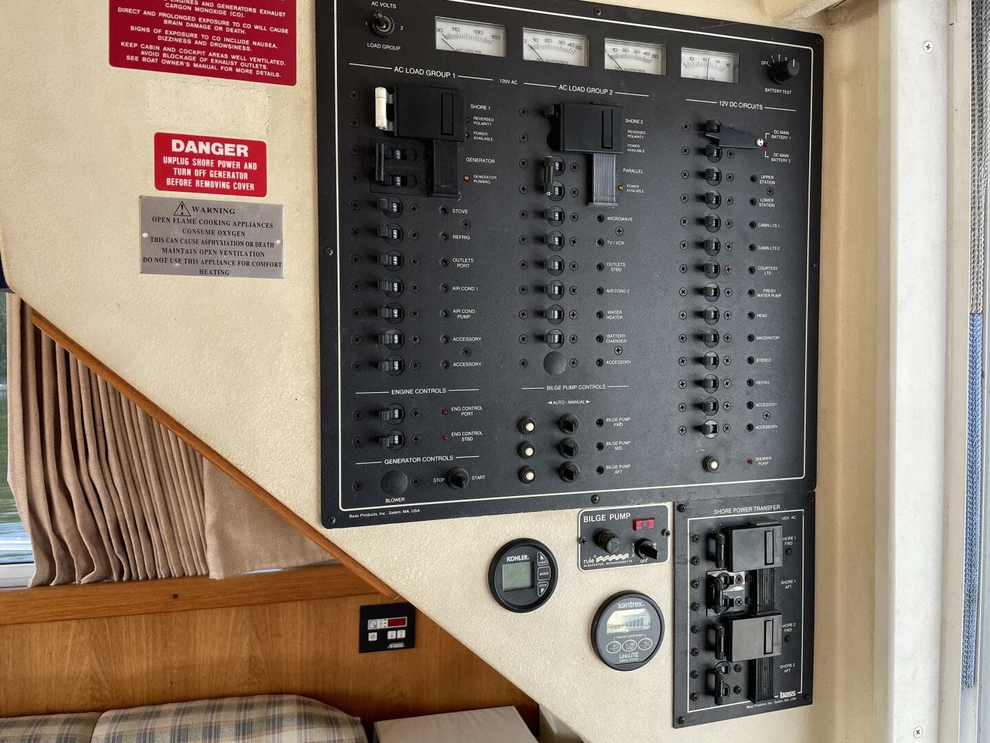 1999 Mainship — photo 20