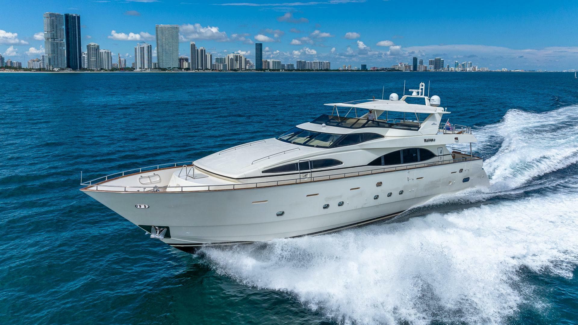 2000 Azimut — photo 10
