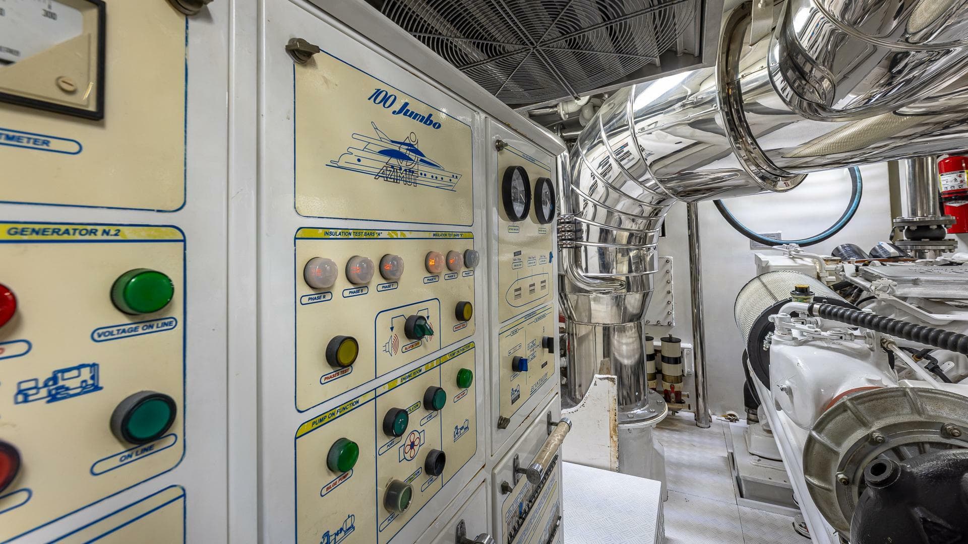 2000 Azimut — photo 111