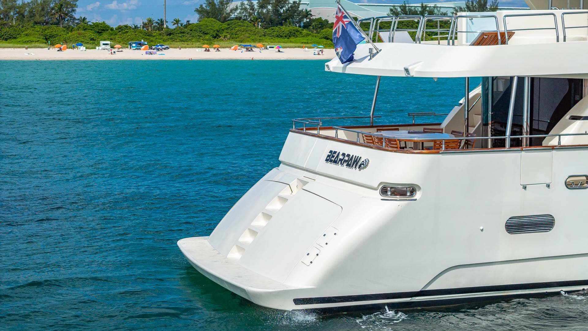 2000 Azimut — photo 48