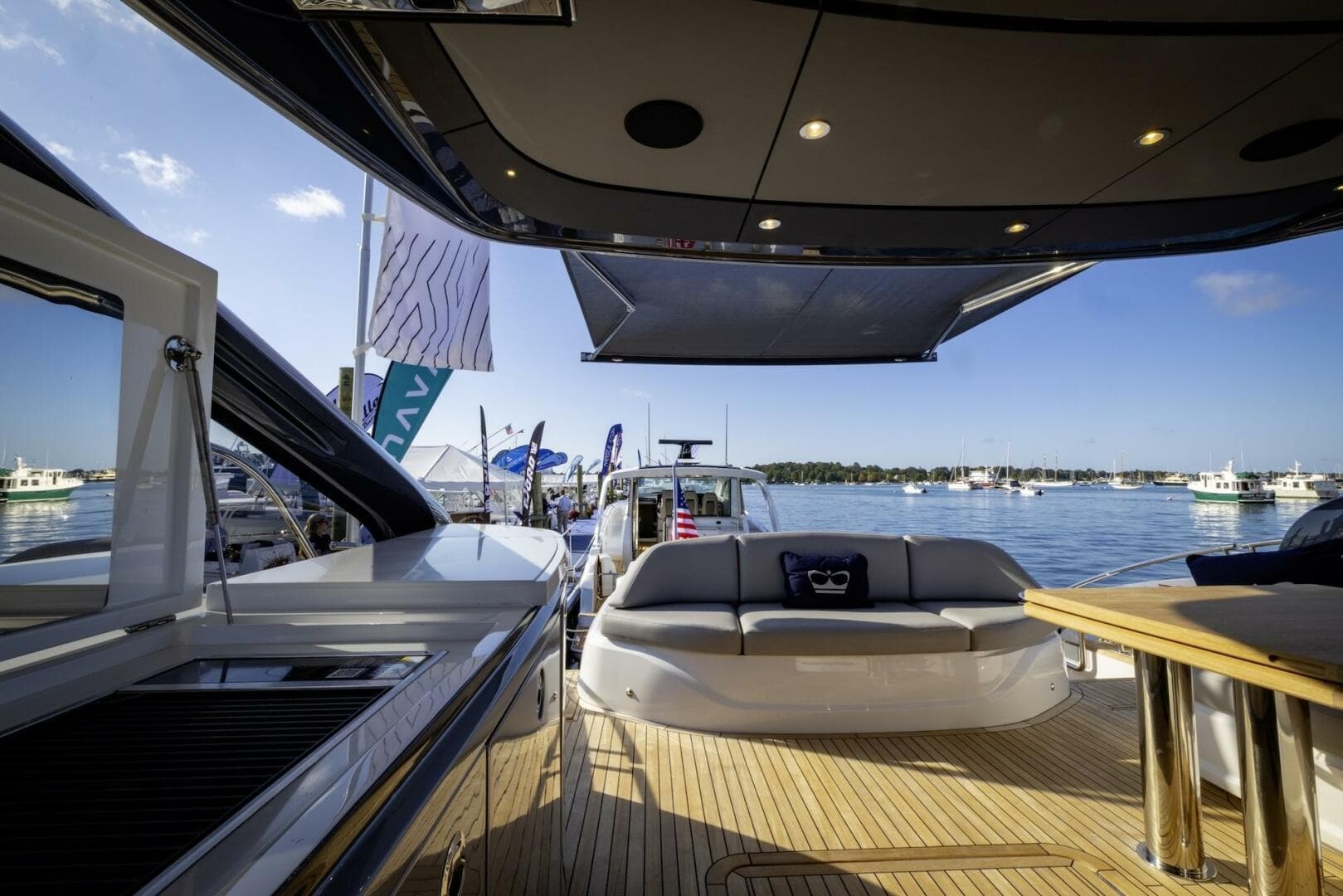 2026 Princess V55 — photo 28