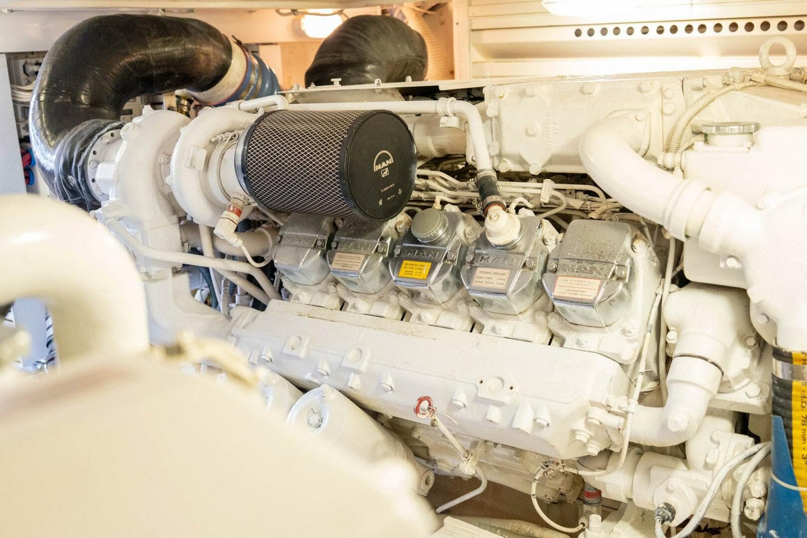 2006 Bertram 510 Convertible — photo 35