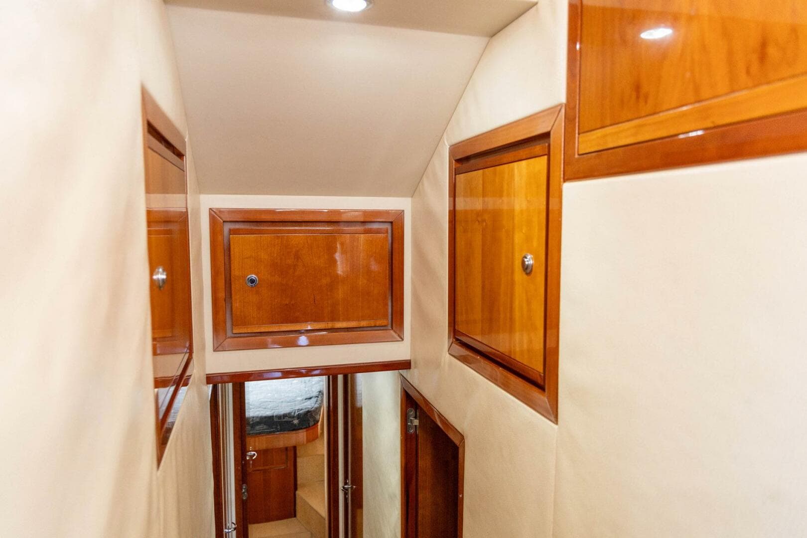 2006 Bertram 510 Convertible — photo 57