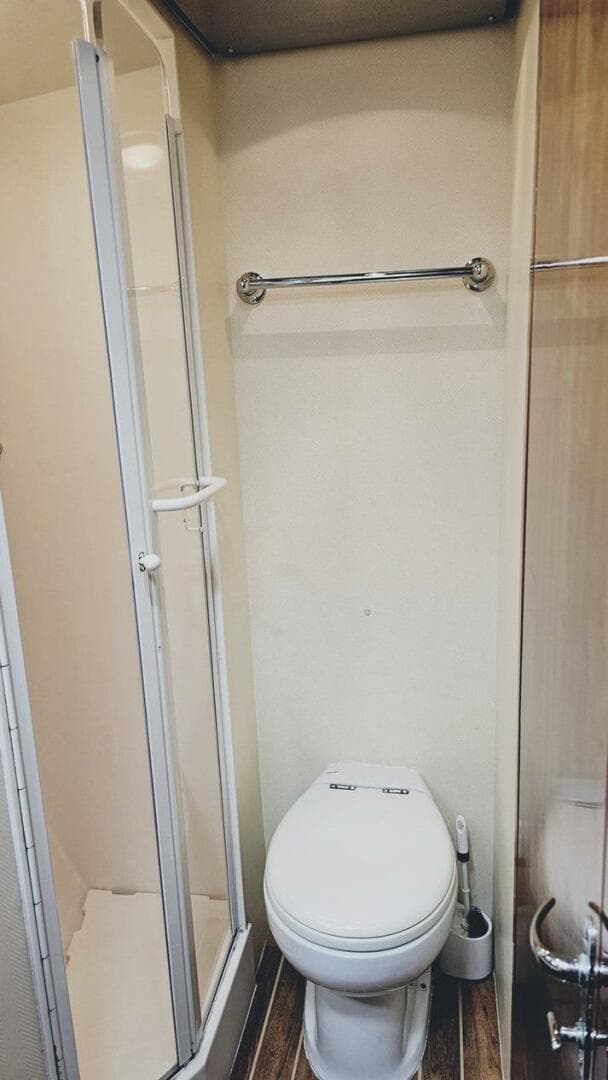 2006 Bertram 510 Convertible — photo 50