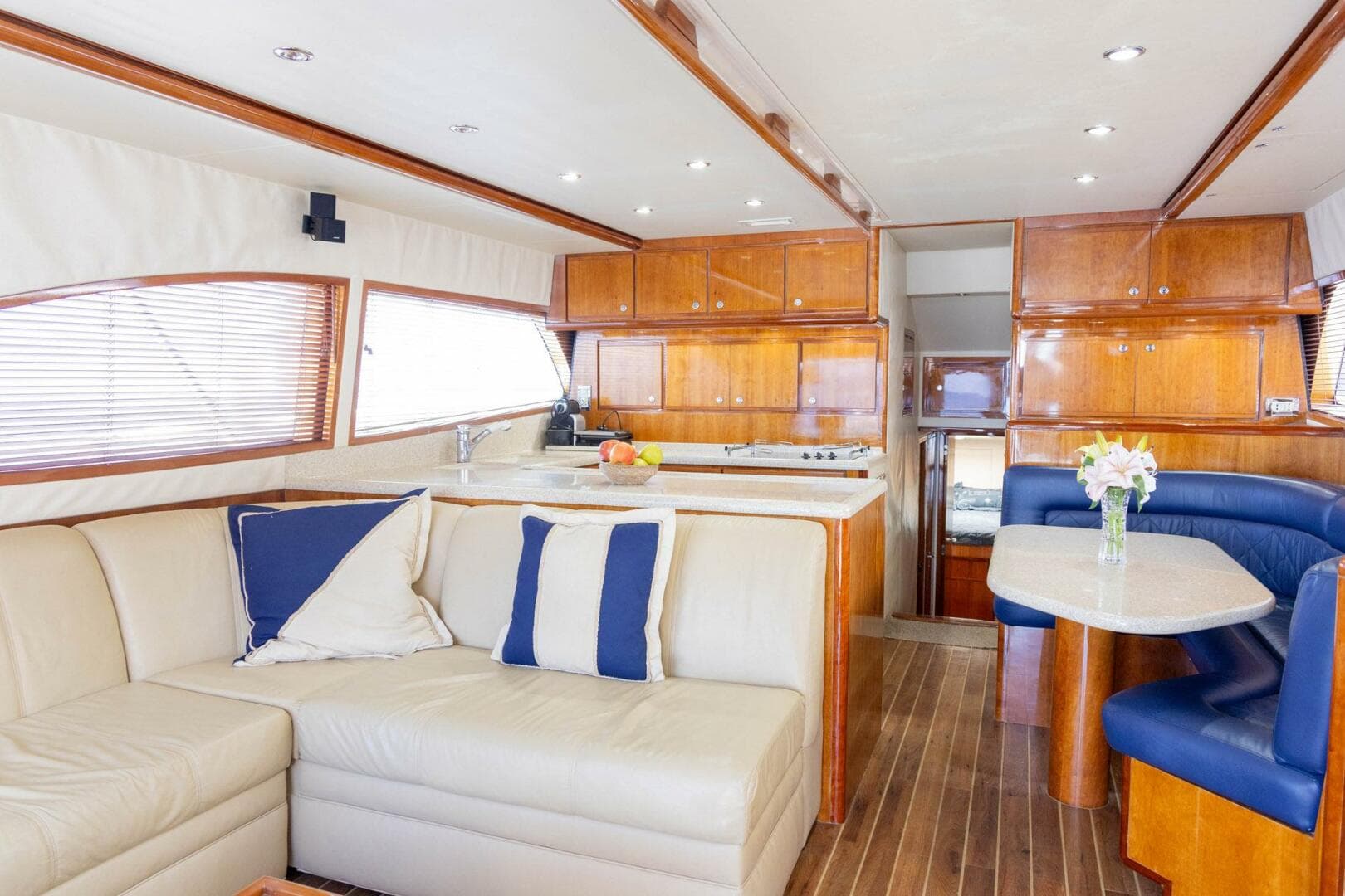 2006 Bertram 510 Convertible — photo 25