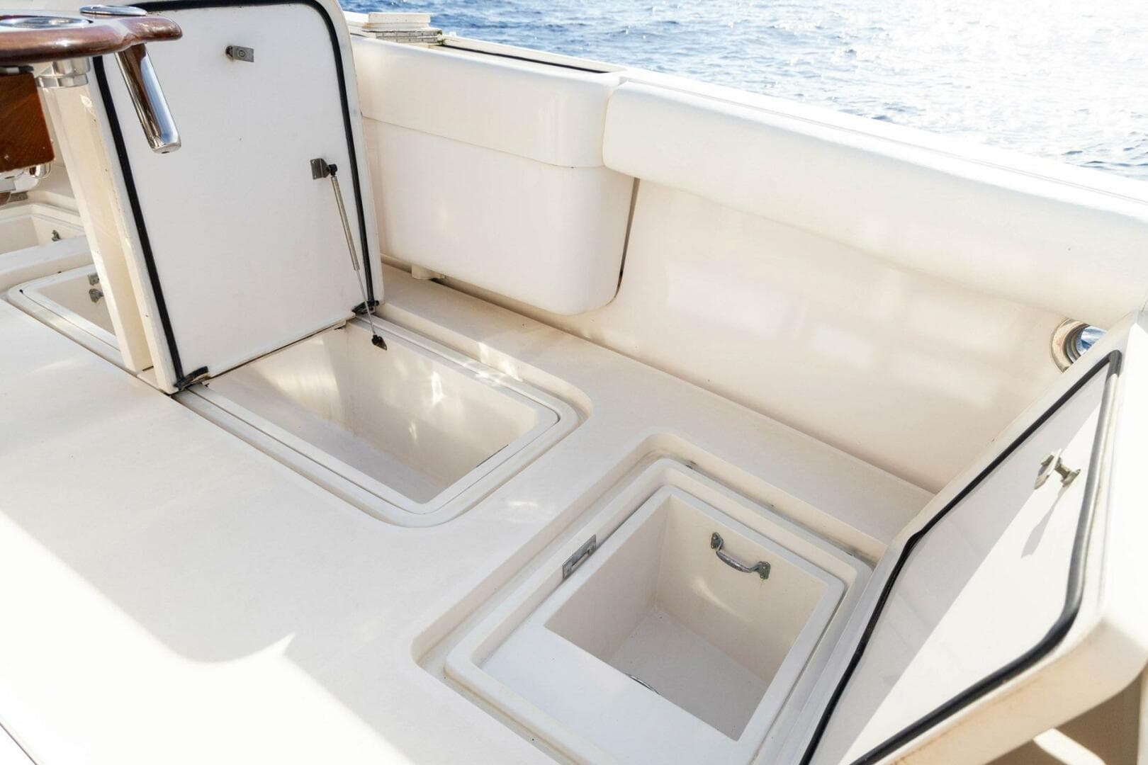 2006 Bertram 510 Convertible — photo 14