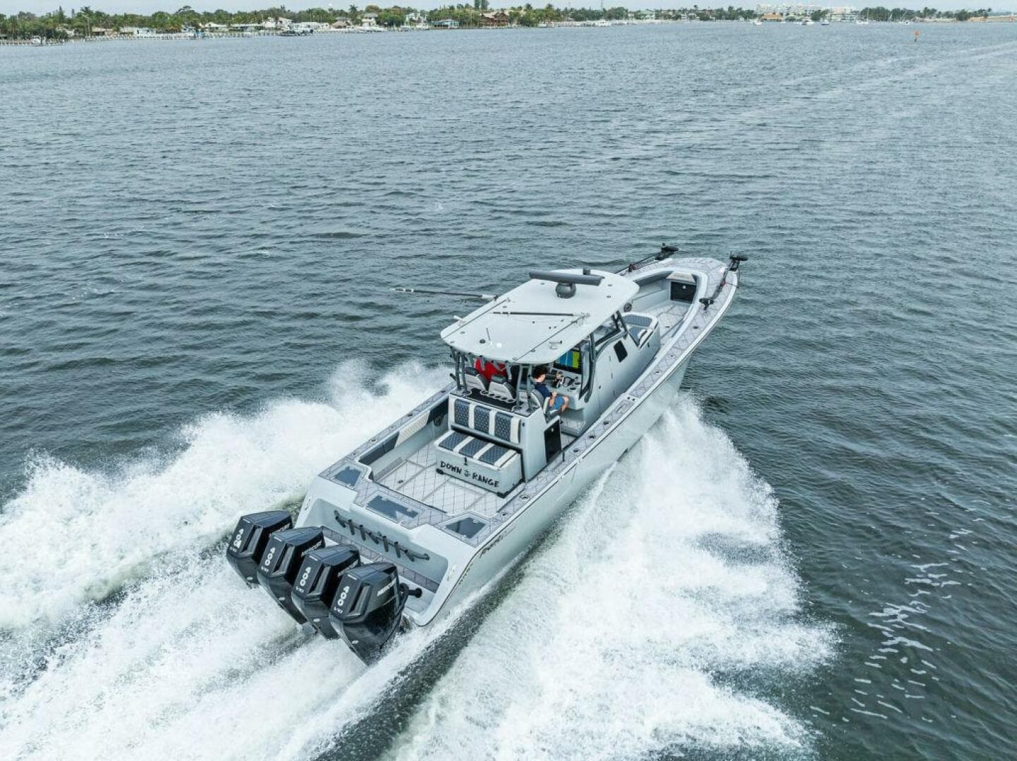 2020 Front Runner 39 CC — photo 2