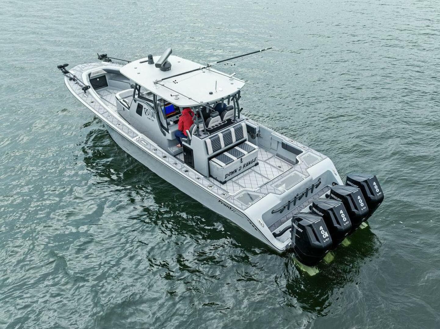 2020 Front Runner 39 CC — photo 8