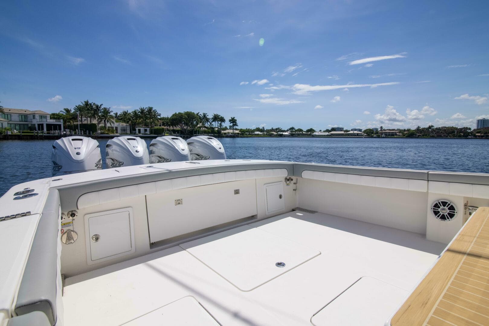 2021 Regulator 41 Center Console — photo 9