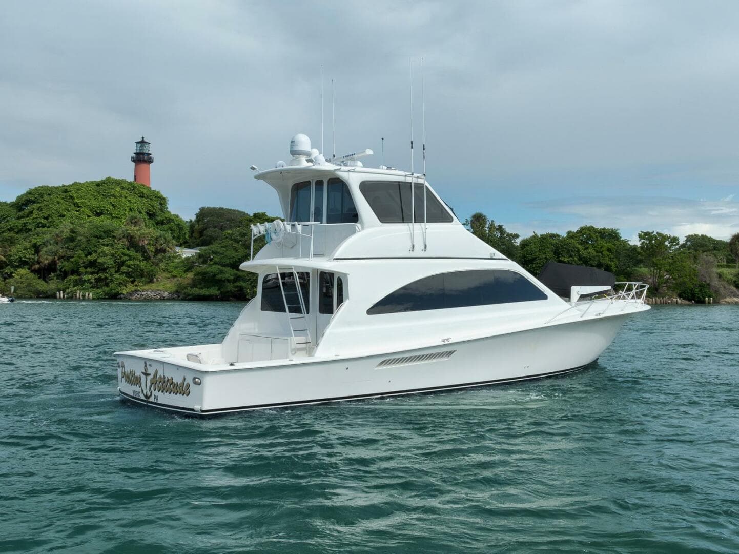 2004 Ocean Yachts 57 Enclosed Bridge Convertible — photo 36