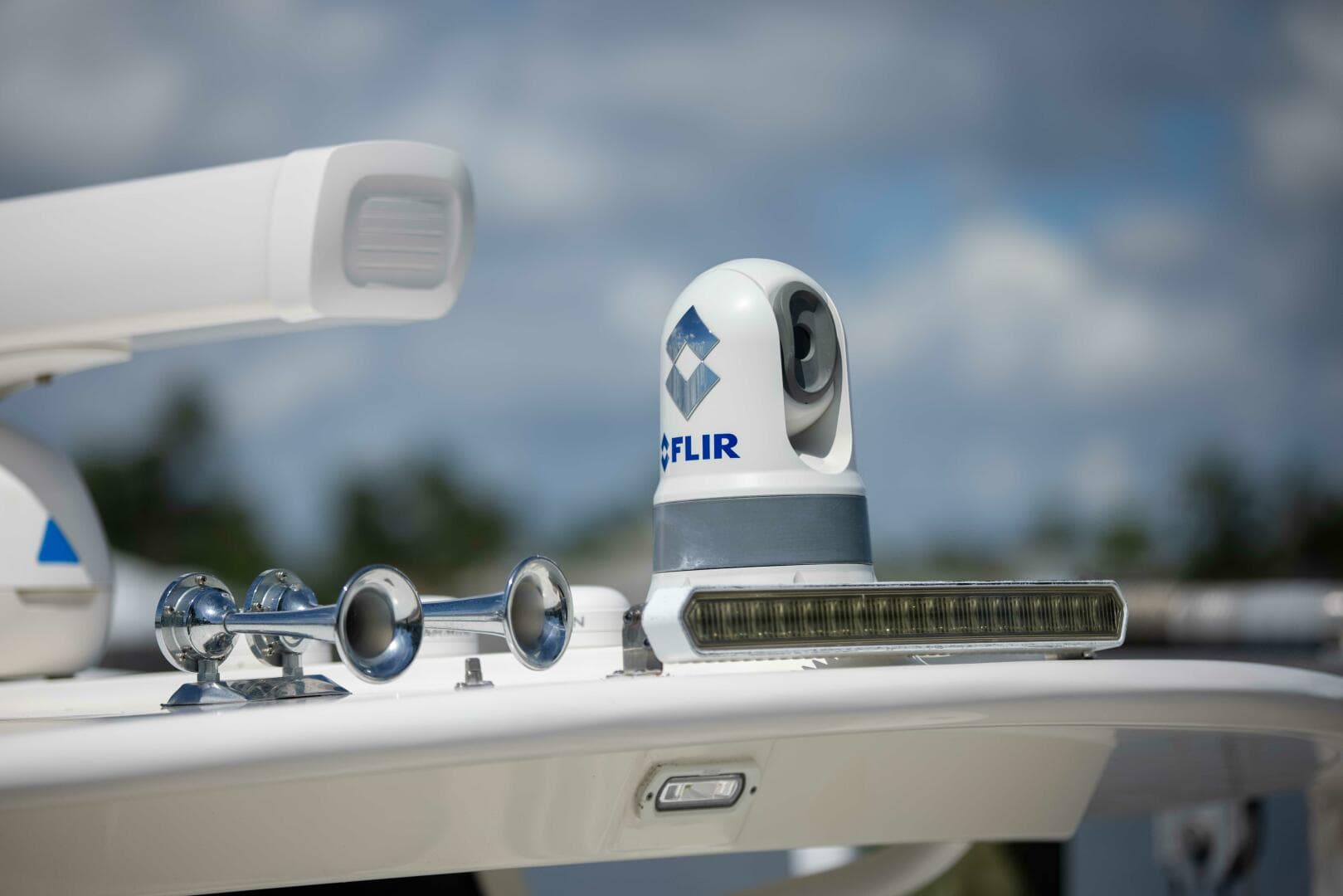 2021 Regulator 41 — photo 24