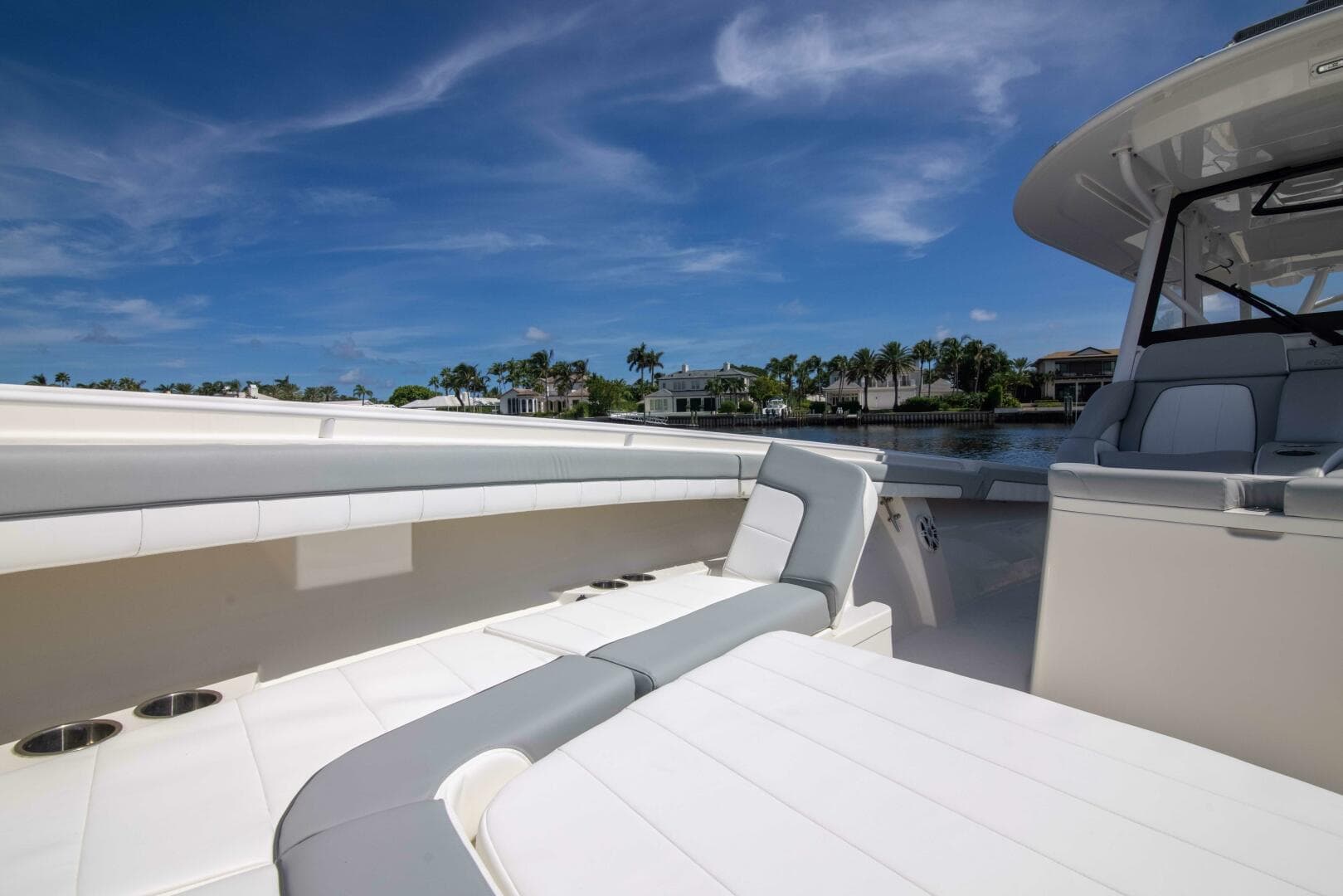 2021 Regulator 41 — photo 19