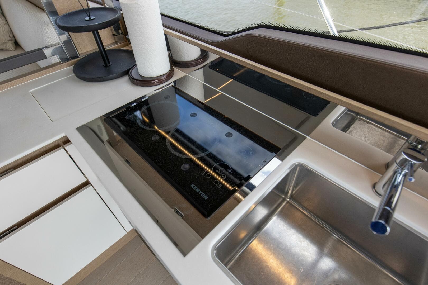 2023 Prestige 460 Flybridge — photo 41