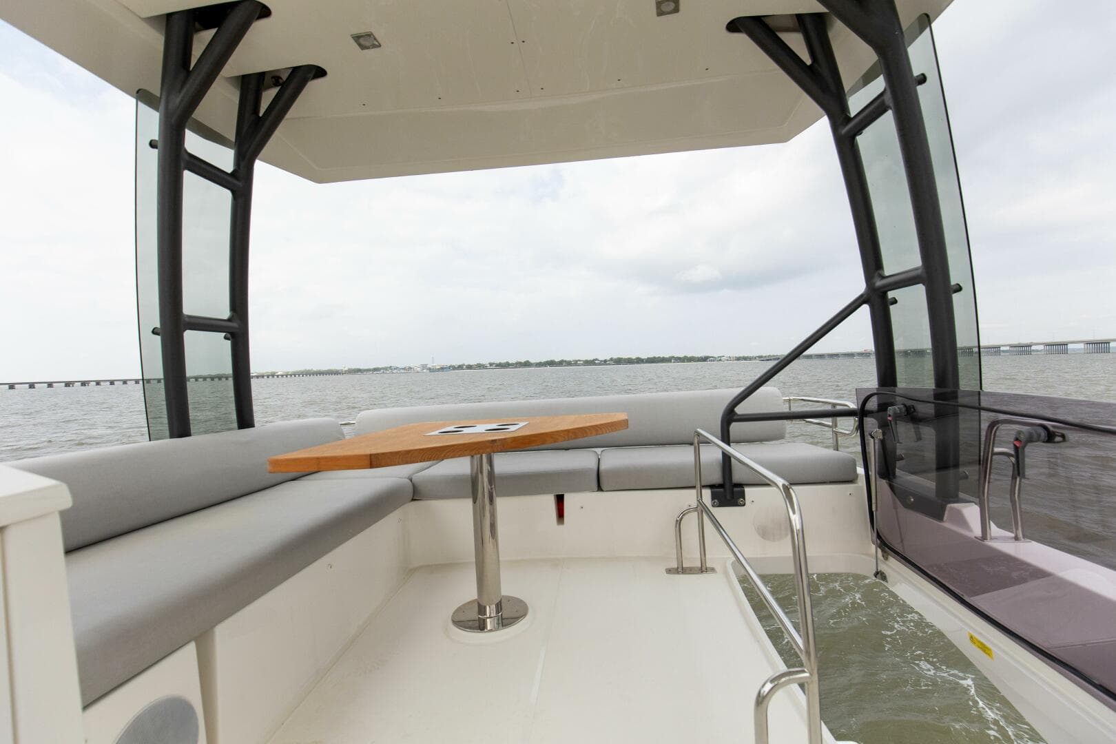 2023 Prestige 460 Flybridge — photo 37