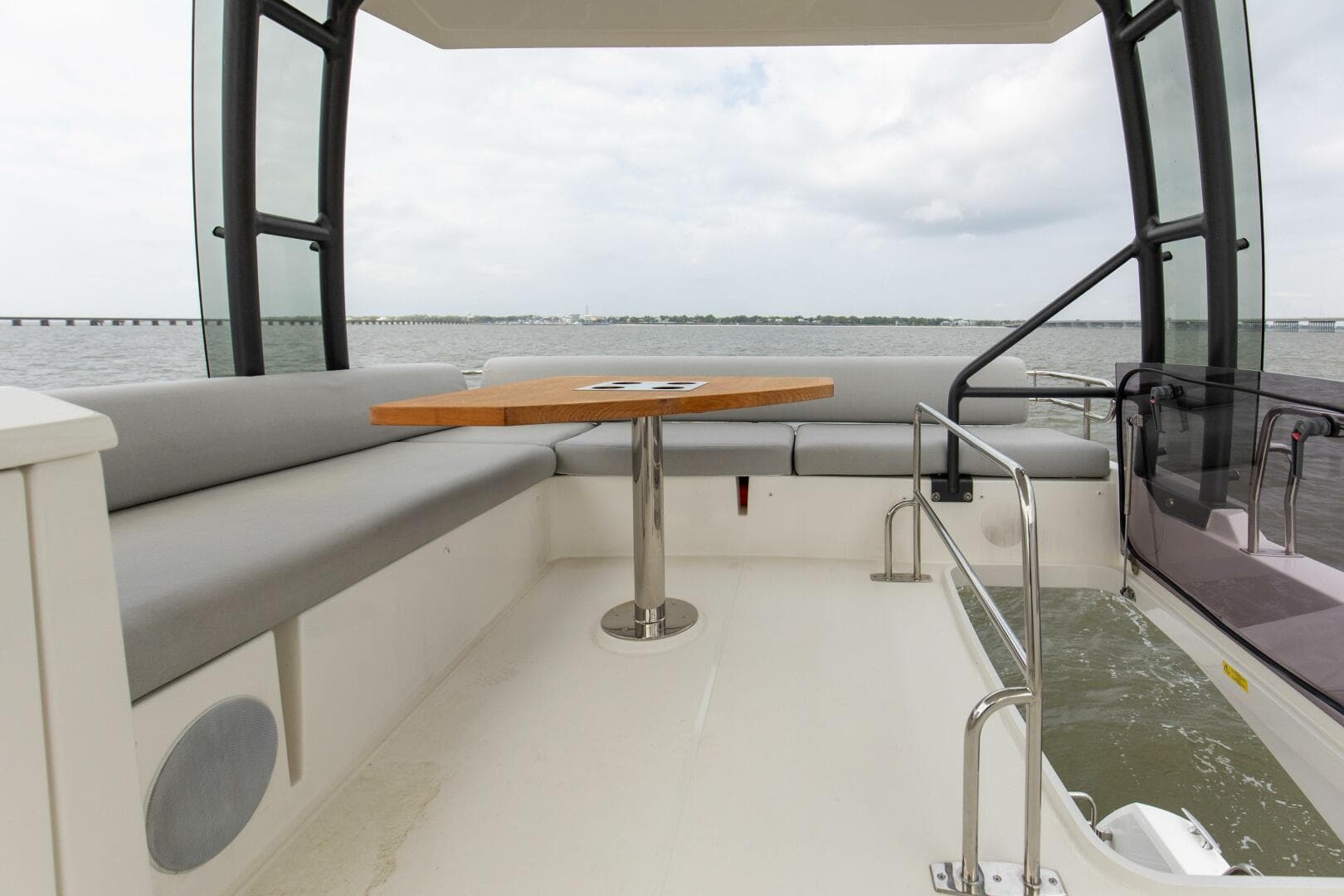 2023 Prestige 460 Flybridge — photo 38