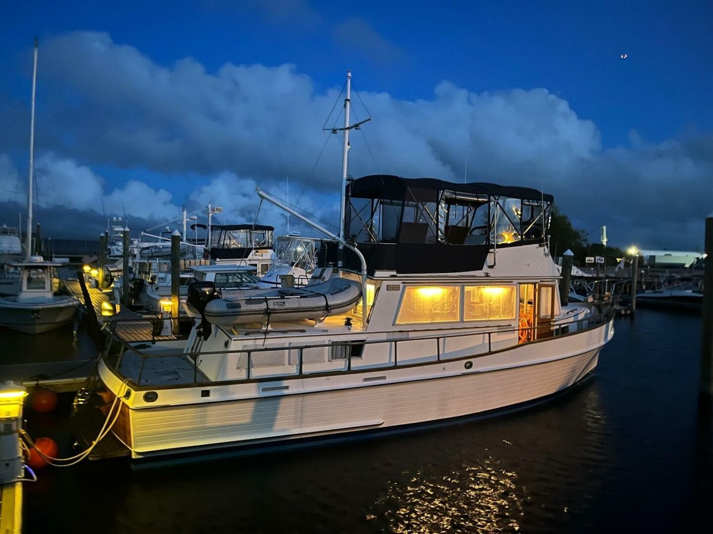 1976 Grand Banks 42 Classic — photo 58