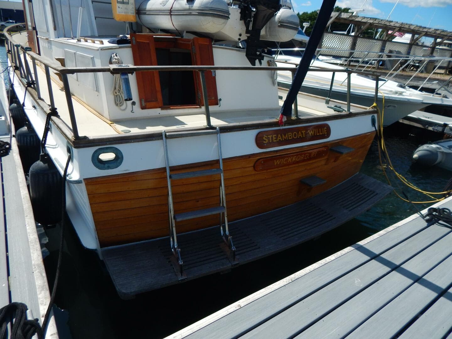 1976 Grand Banks 42 Classic — photo 49