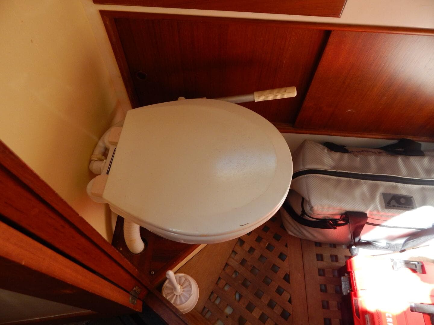 1976 Grand Banks 42 Classic — photo 7