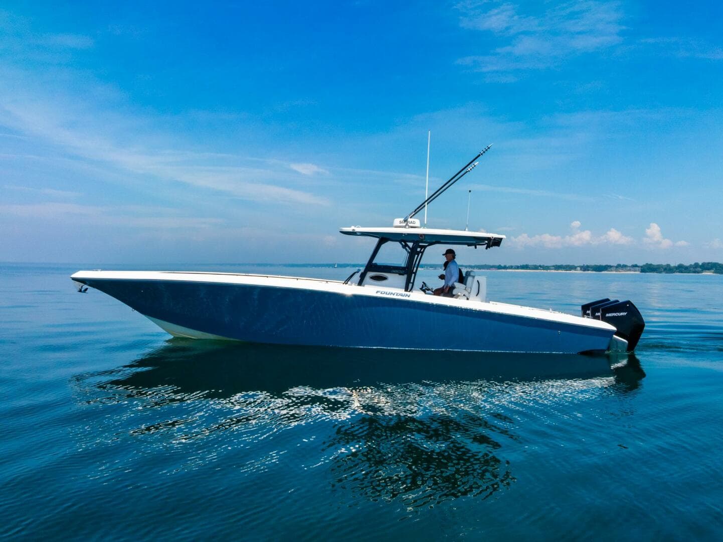 2020 Fountain 38 Center Console — photo 3