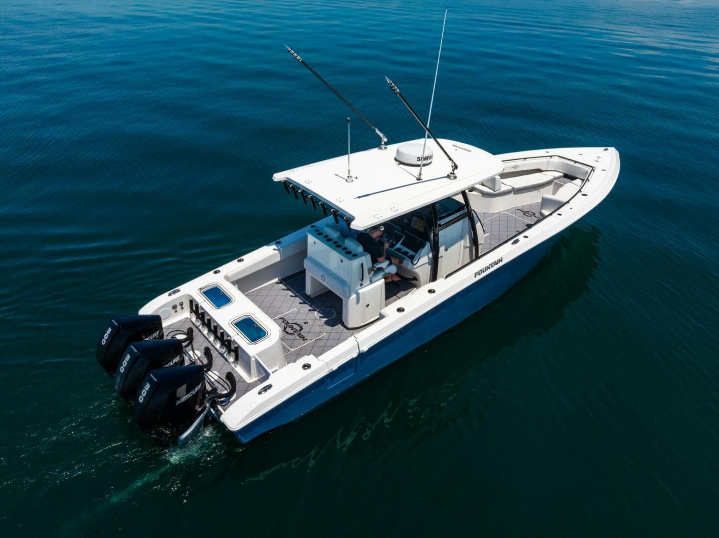 2020 Fountain 38 Center Console — photo 11