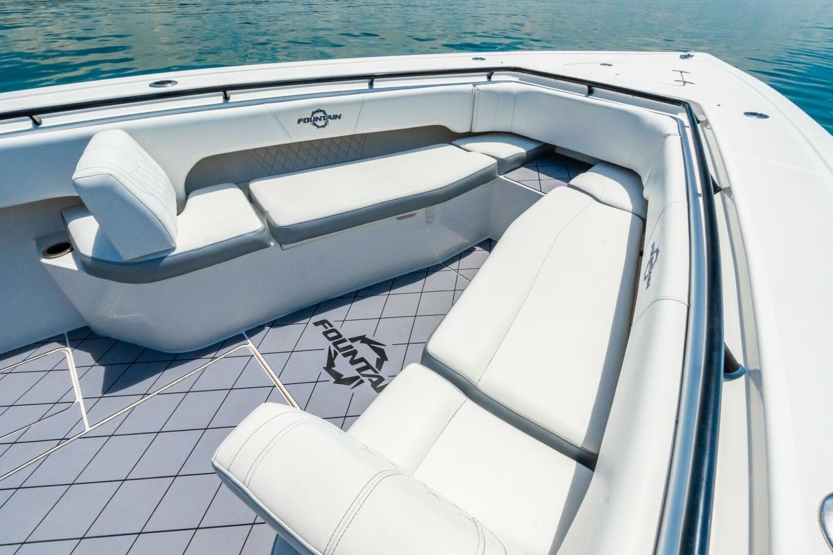 2020 Fountain 38 Center Console — photo 19