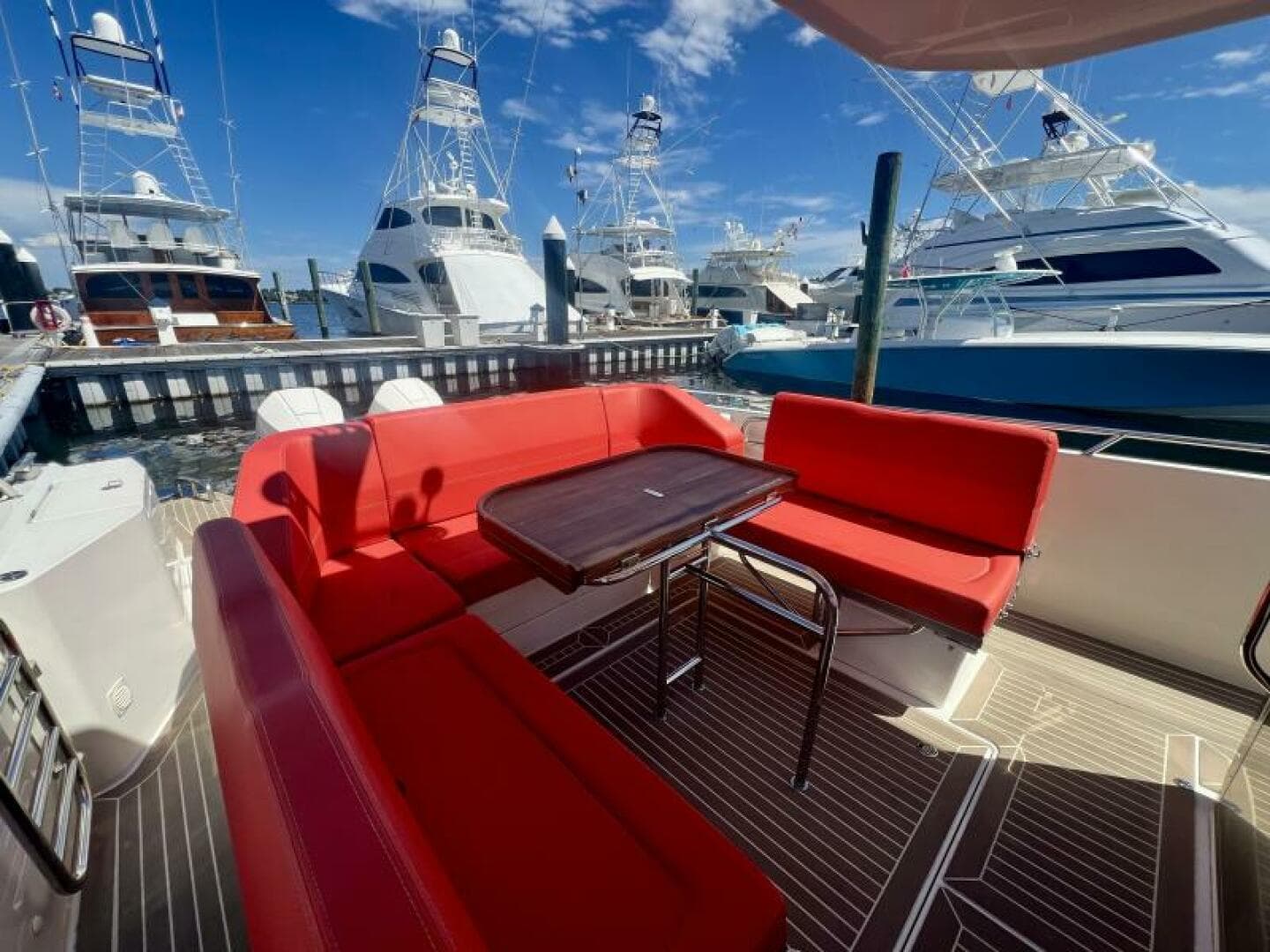 2022 Nimbus T11 — photo 18