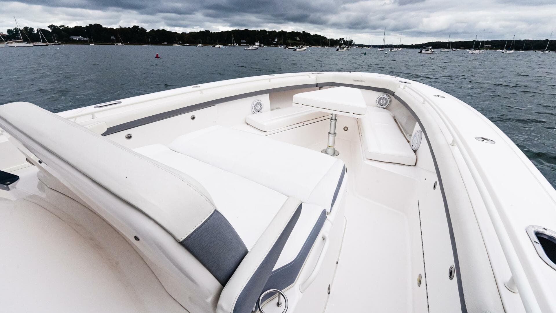 2017 Everglades 435 CC — photo 40