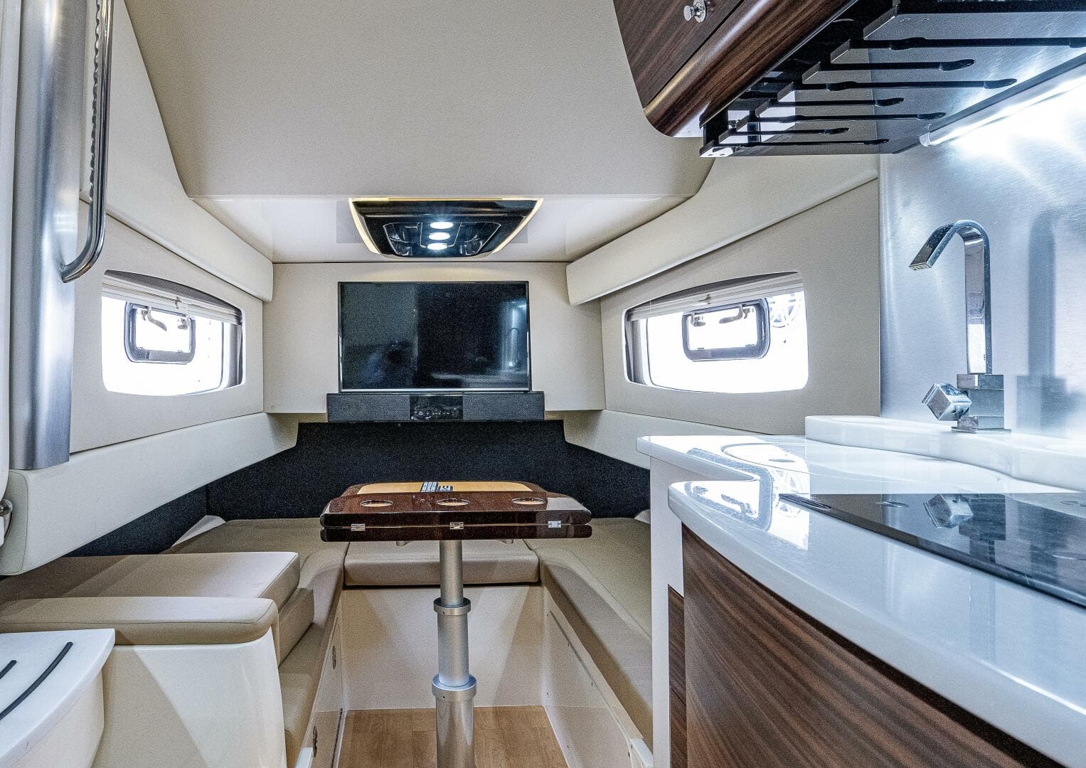 2019 Scout 420 LXF — photo 5