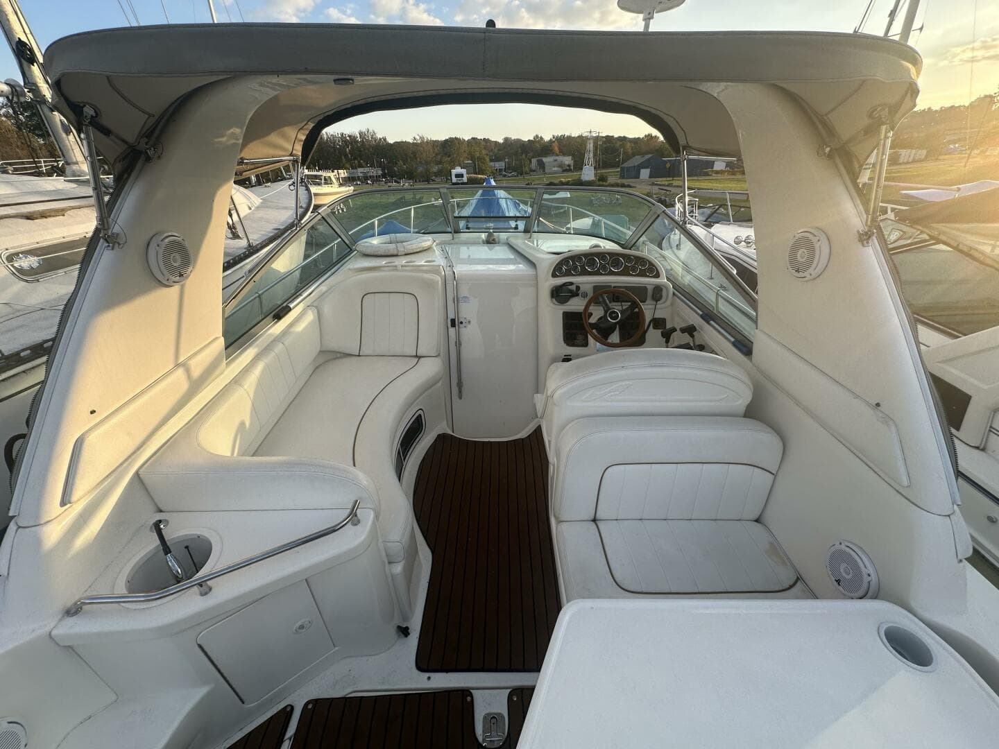 2000 Sea Ray 290 — photo 7