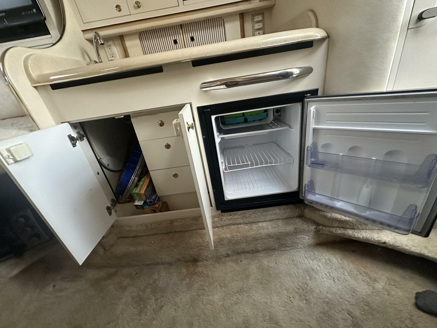 2000 Sea Ray 290 — photo 20