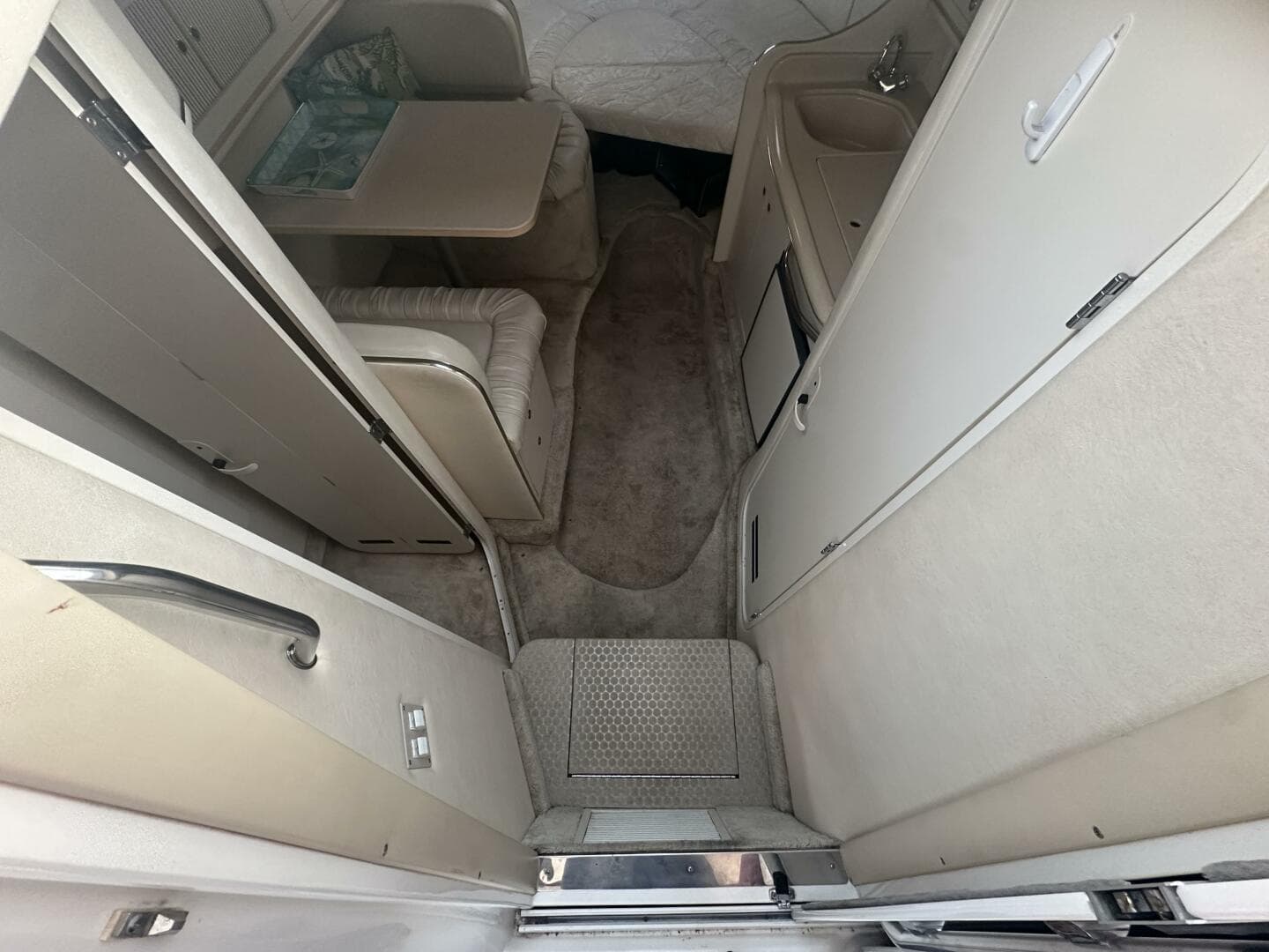 2000 Sea Ray 290 — photo 29