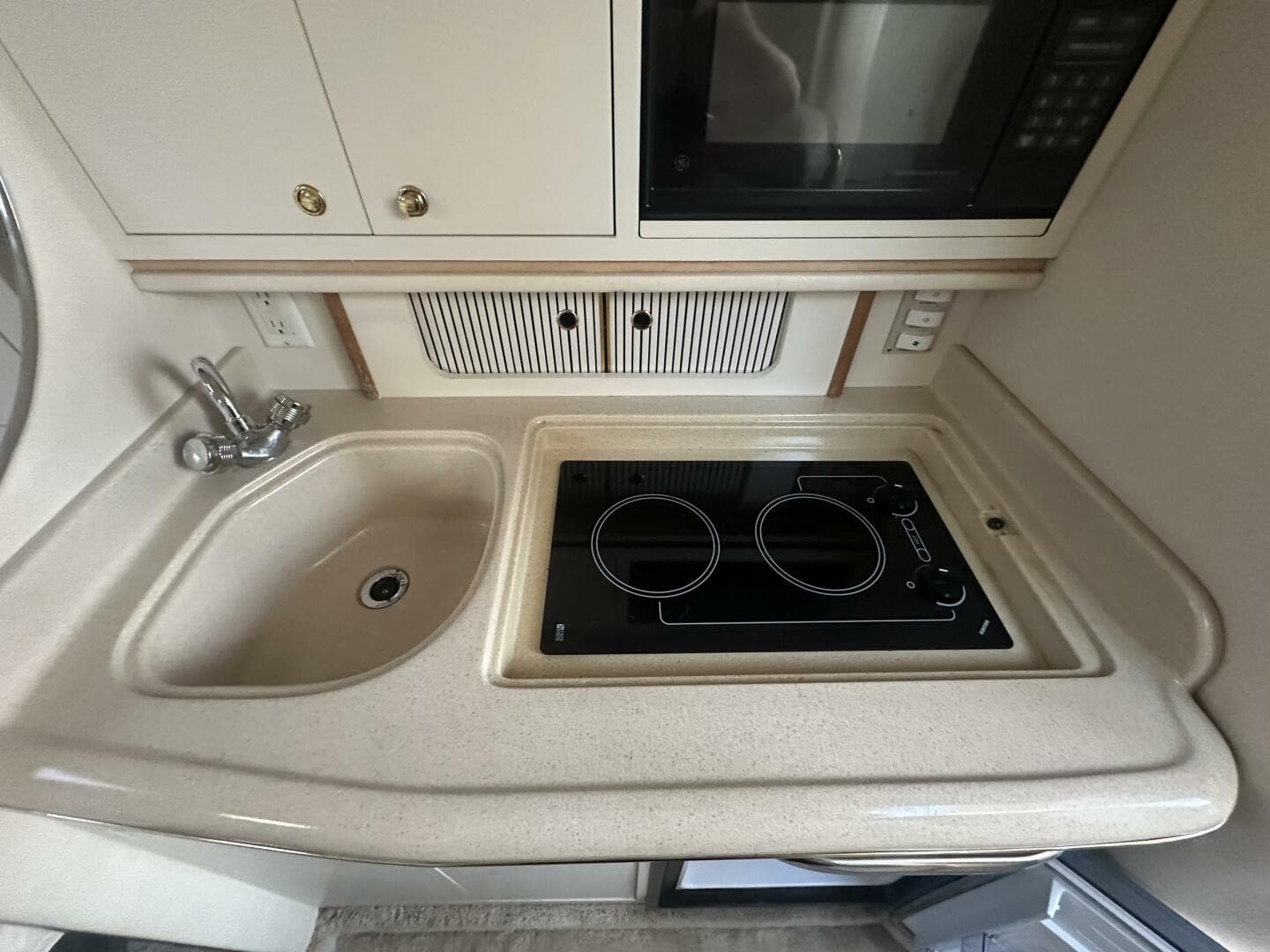 2000 Sea Ray 290 — photo 15