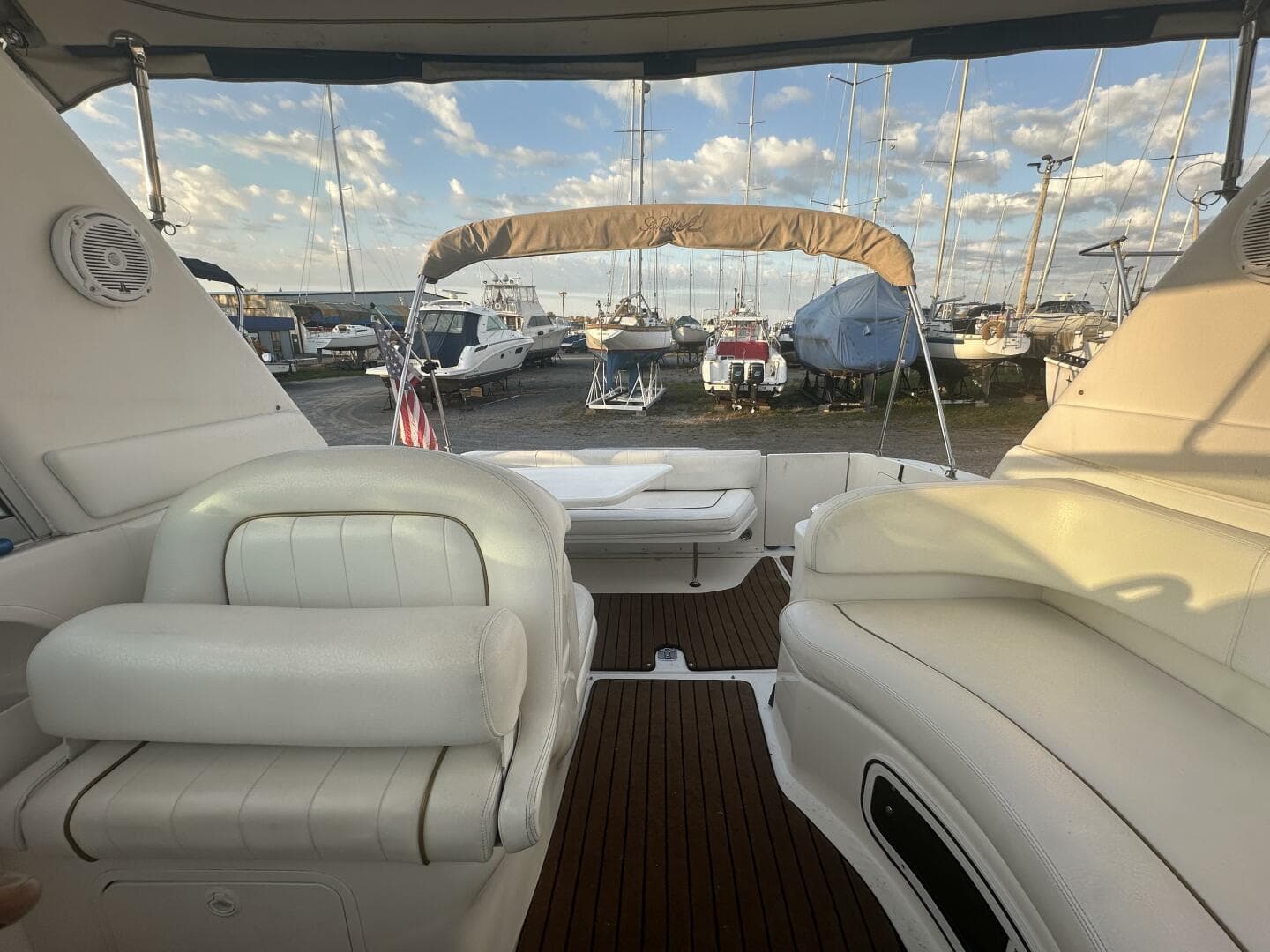 2000 Sea Ray 290 — photo 42